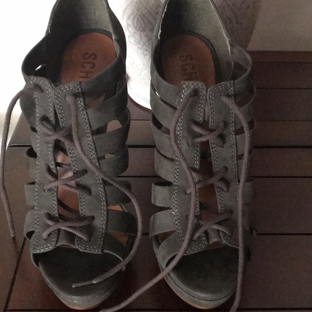 Schutz platform lace up suede stilettos - Picture 4 of 4